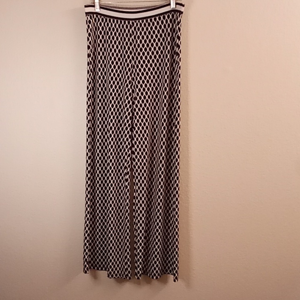 NEW Bodeau Party Boho Size M Black-White Colors A25